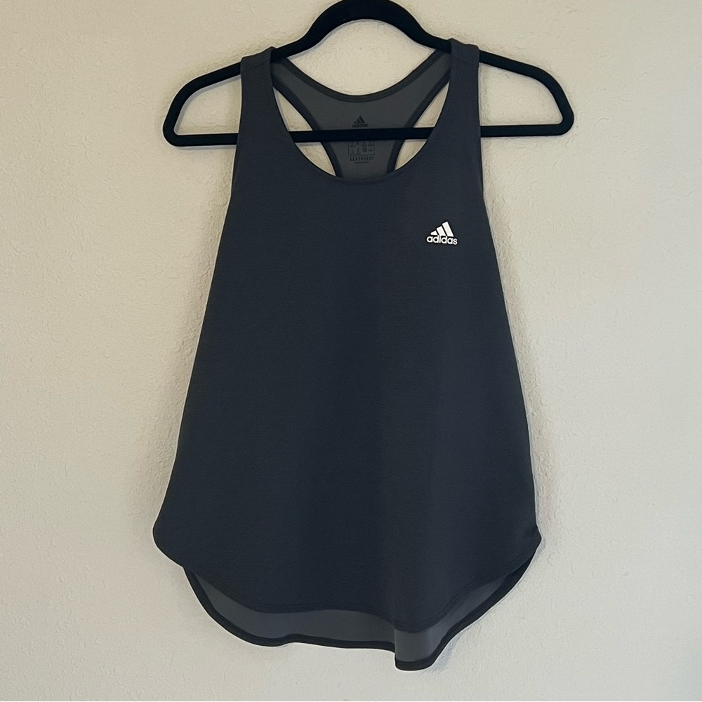 Adidas tank (M)